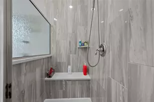 17405 Chestnut Cove Dr, Conroe, TX 77302 - Photo 26