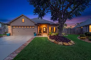 2225 Silvercreek Ct, Deer Park, TX 77536 - Photo 1