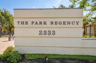 2333 Bering Dr, Houston, TX 77057 - Photo 2