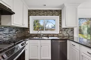 13327 Harpers Bridge Dr, Houston, TX 77041 - Photo 16