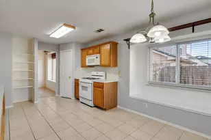 8018 Fox St, Baytown, TX 77523 - Photo 10