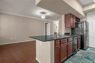 7575 Kirby Dr, Houston, TX 77030 - Photo 18