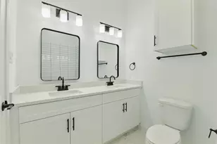 9902 Clark Rd, Houston, TX 77076 - Photo 18