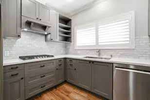 502 Louisa St, Montgomery, TX 77356 - Photo 2
