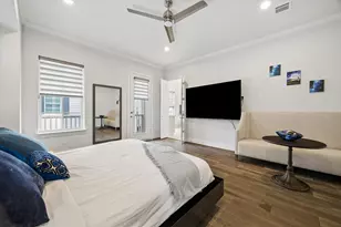 8741 Park Kolbe Ln, Houston, TX 77080 - Photo 16