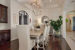 10 Moatwood Ct, The Woodlands, TX 77382 - Photo 6