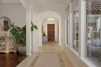 10 Moatwood Court, The Woodlands, TX 77382 - Photo 4