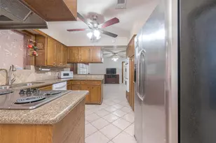 1503 Miles St, Rosenberg, TX 77471 - Photo 6