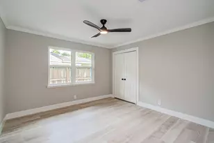 5731 Creekbend Dr, Houston, TX 77096 - Photo 20