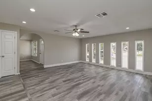 13126 Townwood Dr, Houston, TX 77045 - Photo 2