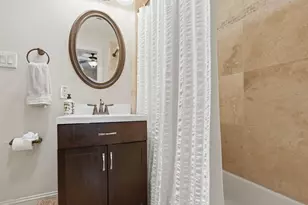 1009 W 24th St, Houston, TX 77008 - Photo 20