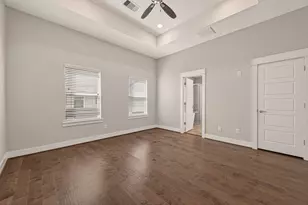 2010 St Charles St, Houston, TX 77003 - Photo 30