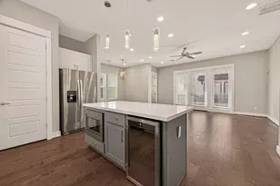 2010 St Charles St, Houston, TX 77003 - Photo 16
