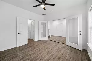 2032 Spenwick Dr, Houston, TX 77055 - Photo 4