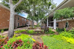 3535 NASA Road 1, Seabrook, TX 77586 - Photo 2
