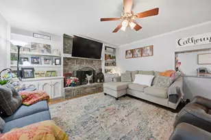 908 Pine Dr, Caldwell, TX 77836 - Photo 6