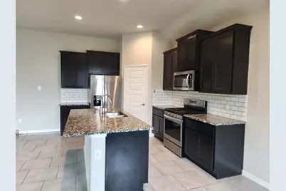8519 Golden Field Drive, Rosenberg, TX 77469 - Photo 4