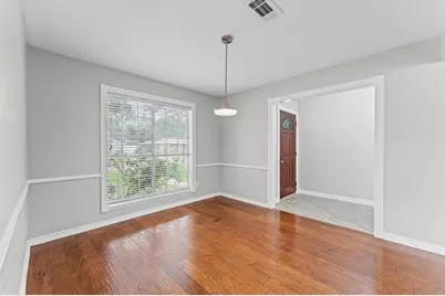 4205 Queenswood Street, Baytown, TX 77521 - Photo 6