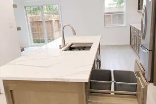 14401 Misty Meadow Ct, Houston, TX 77079 - Photo 8