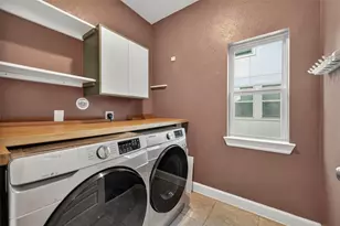 2009 Kirby Landing Dr, Houston, TX 77051 - Photo 14