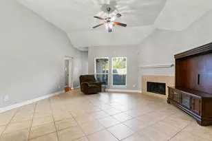 22326 E Daniel Oak Cir, Spring, TX 77389 - Photo 4