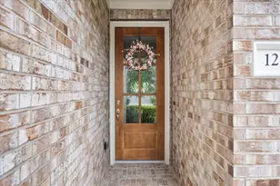 126 Wild Wisteria Ln, Montgomery, TX 77316 - Photo 2