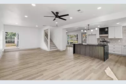 106 Burgundy Lane, League City, TX 77573 - Photo 14