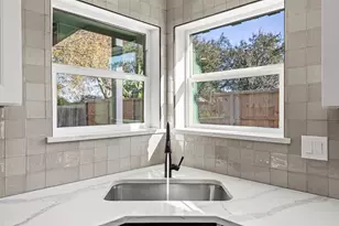 106 Burgundy Ln, League City, TX 77573 - Photo 20