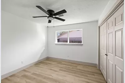 106 Burgundy Lane, League City, TX 77573 - Photo 34