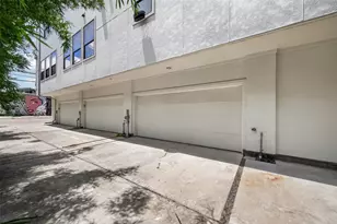 1767 Michigan St, Houston, TX 77006 - Photo 32