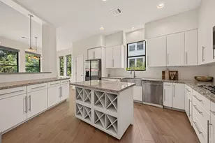 1767 Michigan St, Houston, TX 77006 - Photo 14