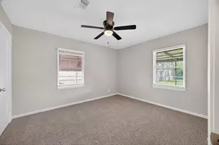 920 Nottingham Dr, Angleton, TX 77515 - Photo 16