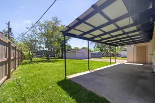 920 Nottingham Dr, Angleton, TX 77515 - Photo 26