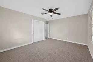 920 Nottingham Dr, Angleton, TX 77515 - Photo 20