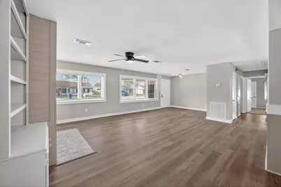 920 Nottingham Drive, Angleton, TX 77515 - Photo 6