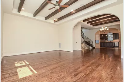 2052 W Main Street, Houston, TX 77098 - Photo 8