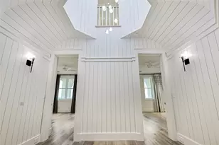 2425 E Seaside Dr, Galveston, TX 77550 - Photo 34