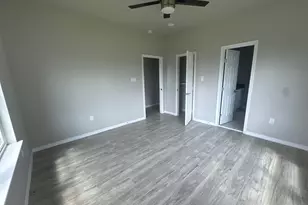 5211 Rue St, Houston, TX 77033 - Photo 10