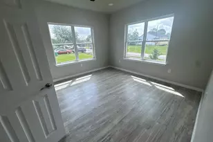 5211 Rue St, Houston, TX 77033 - Photo 14