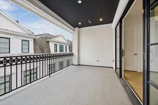 1335 Peden St, Houston, TX 77006 - Photo 32