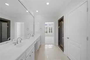 2930 Brompton Square Dr, Houston, TX 77025 - Photo 32