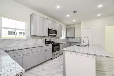 2815 Pine Estate Lane, Houston, TX 77014 - Photo 14