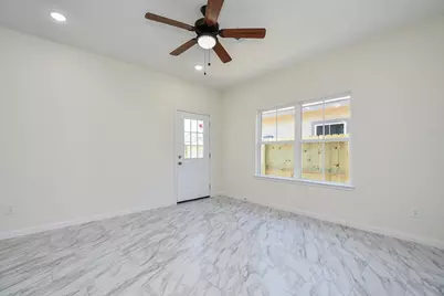 2815 Pine Estate Lane, Houston, TX 77014 - Photo 18