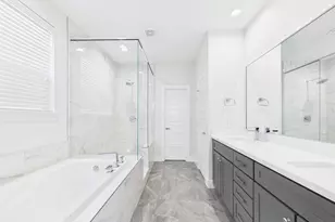 2761 Clinton Dr, Houston, TX 77020 - Photo 20