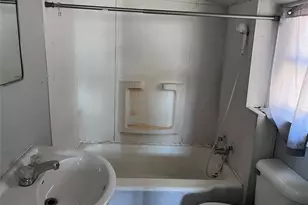 507 S Harrison Ln, Wharton, TX 77488 - Photo 8