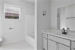 4415 Castor St, Houston, TX 77022 - Photo 12