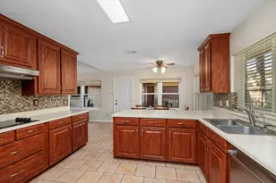 3714 Hill Springs Dr, Kingwood, TX 77345 - Photo 16