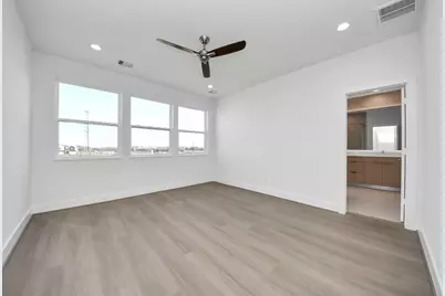 9141 Besos Lane, Houston, TX 77051 - Photo 20
