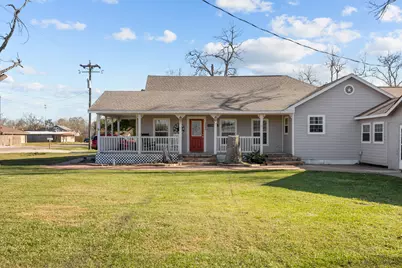 2006 Main Street, Danbury, TX 77534 - Photo 1