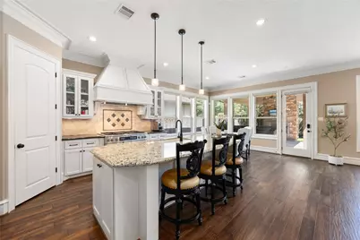12934 Queensbury Lane, Houston, TX 77079 - Photo 18